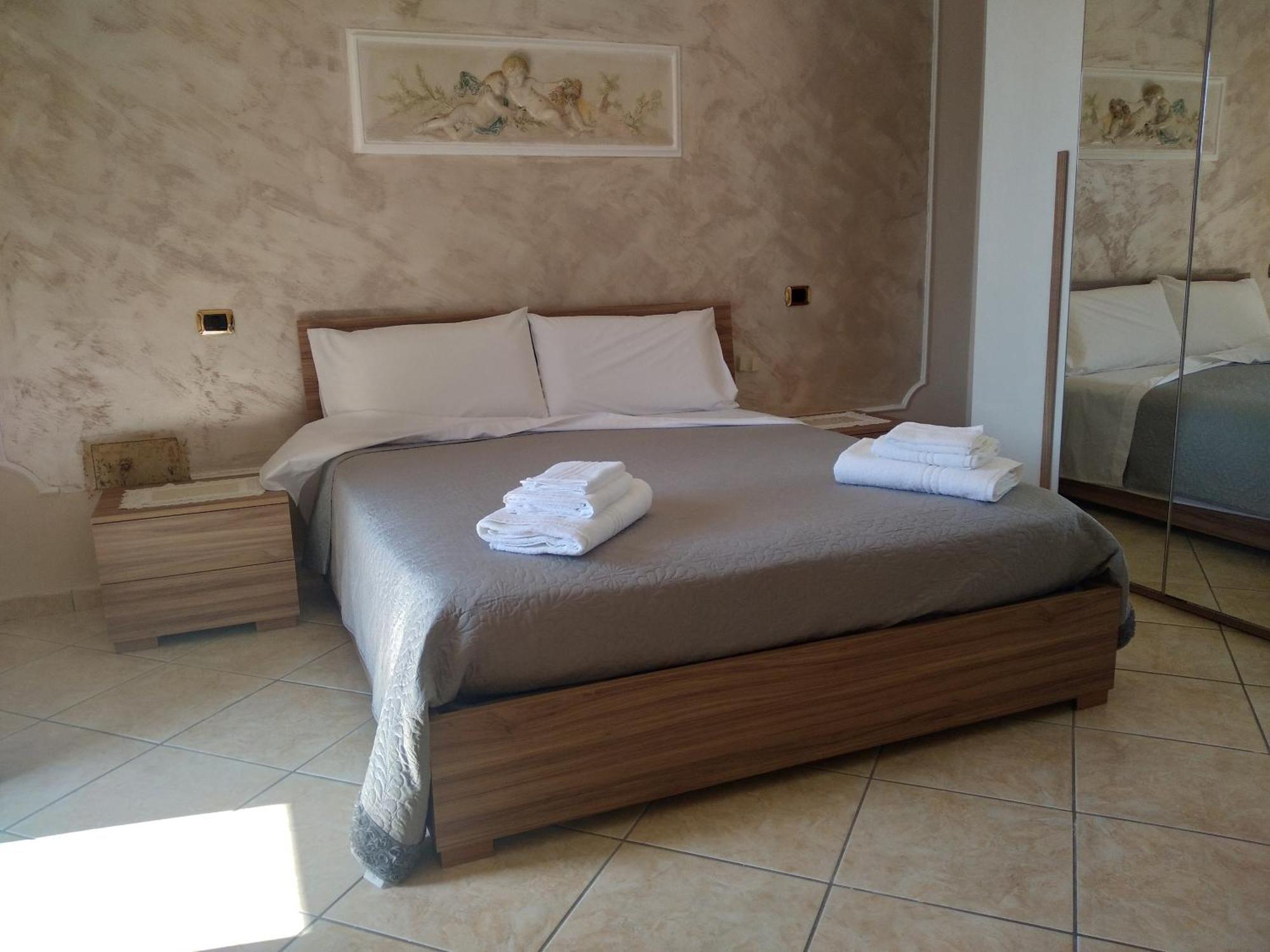 Turisti A Casa Mia Bed & Breakfast Santa Maria La Carità Exterior foto